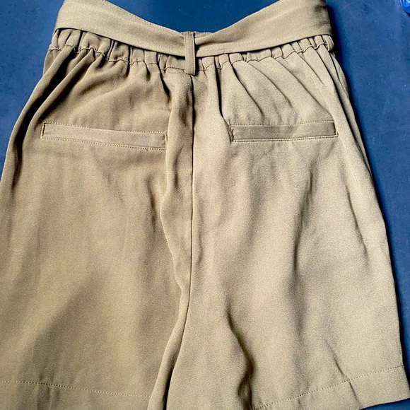 New with tags women shorts - Picture 2 of 3